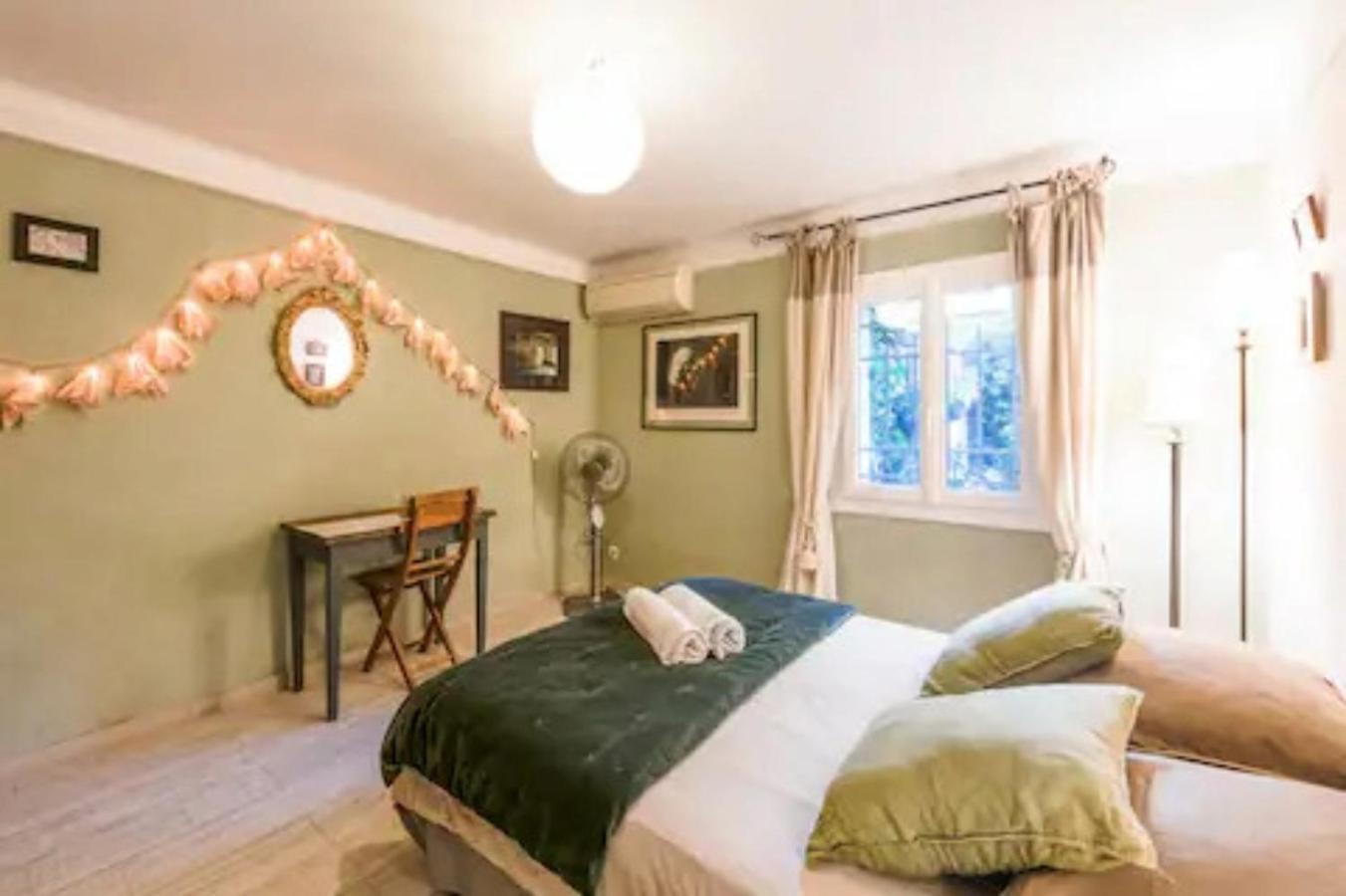 Bed & Breakfast Complet Ou 2 De Charme En Centre-ville Arles